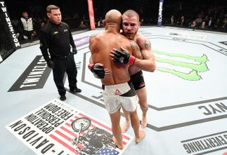 NEW YORK, NY - NOVEMBER 12: Jim Miller of the United States (right) wins by unanimous decision over Thiago Alves of Brazil in their lightweight bout during the UFC 205 event at Madison Square Garden on November 12, 2016 in New York City. (Photo by Jeff