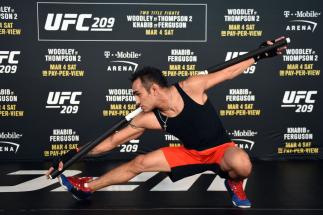 LAS VEGAS, NV - MARCH 01: Tony Ferguson holds an open workout for fans and media inside T-Mobile Arena on March 1, 2017 in Las Vegas, Nevada. (Photo by Jeff Bottari/Zuffa LLC/Zuffa LLC via Getty Images)