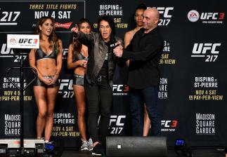 NEW YORK, NY - NOVEMBER 03: Joanna Jedrzejczyk of Poland speaks to the crowd during the UFC 217 weigh-in inside Madison Square Garden on November 3, 2017 in New York City. (Photo by Jeff Bottari/Zuffa LLC/Zuffa LLC via Getty Images)