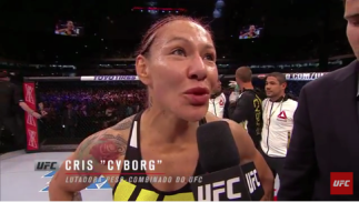 Brasileira teve estreia arrasadora no octógono ao nocautear Leslie Smith no primeiro round do UFC 198.