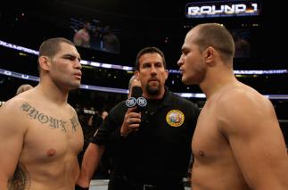 Junior dos Santos vs Cain Velasquez