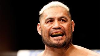 MEXICO CITY, MEXICO - NOVEMBER 15: Mark Hunt stands in the Octagon before his interim UFC heavyweight championship fight against Fabricio Werdum during the UFC 180 event at the Arena Ciudad de Mexico on November 15, 2014 in Mexico City, Mexico. (Photo by