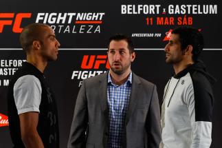 FORTALEZA, BRAZIL - MARCH 09: Lightweight fighters Edson Barboza (L) of Brazil and Beneil Dariush of Iran face off during Ultimate Media Day at Gran Marquise Hotel on March 09, 2017 in Fortaleza, Brazil. (Photo by Buda Mendes/Zuffa LLC/Zuffa LLC via Getty