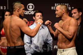 SAO PAULO, BRAZIL - NOVEMBER 06: (L-R) Opponents Vitor Belfort of Brazil and Dan Henderson of the United States face off during the UFC Fight Night weigh-in at Ibirapuera Gymnasium on November 06, 2015 in Sao Paulo, Brazil. (Photo by Buda Mendes/Zuffa L