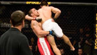 The Ultimate Fighter Finale Efrain Escudero vs Phillipe Nover