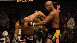 UFC 82 Anderson Silva vs Dan Henderson