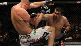 UFC 107 Stefan Struve vs Paul Buentello