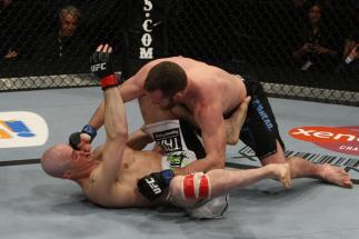 UFC 107 TJ Grant vs Kevin Burns
