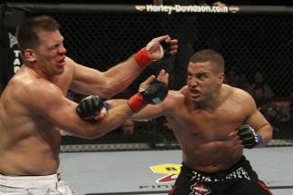 UFC 104 Pat Barry vs Antoni Hardonk