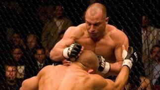 UFC 69: Shootout Georges St-Pierre vs. Matt Serra