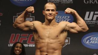 UFC 108 Weigh-In Junior Dos Santos
