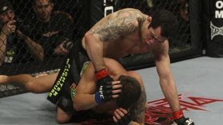 UFC 108 Rafaello Oliveira vs John Gunderson