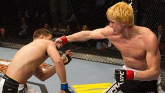 ufc111_01_riddle_vs_soto_002