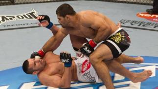 ufc111_03_palhares_vs_drwal_001