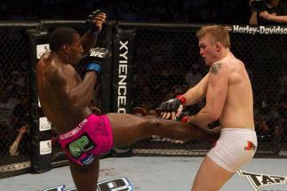 ufc112_05_davis_vs_gustafsson_002
