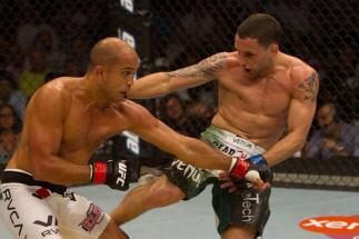 ufc112_09_edgar_vs_penn_011