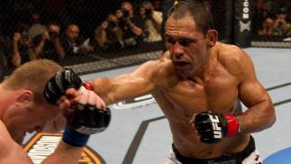 ufc114_08_nogueira_vs_brilz_012