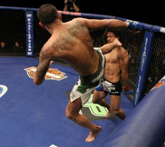 WEC 12/16 Anthony Pettis vs Ben Henderson