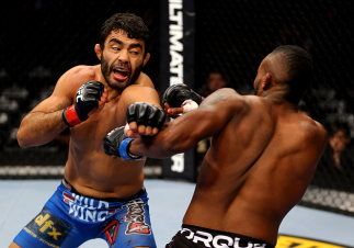 CHICAGO, IL - JANUARY 26: Sean Spencer (R) fights Rafael Natal (L) during their Middleweight Bout part of UFC on FOX at United Center on January 26, 2013 in Chicago, Illinois. (Photo by Al Bello/Zuffa LLC/Zuffa LLC Via Getty Images)