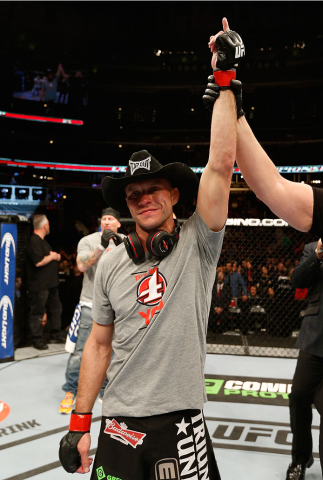 Donald Cerrone vs Adriano Martins