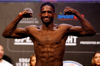 PASAY, METRO MANILA, PHILIPPINES - MAY 15: Neil Magny steps on the scale during the UFC weigh-in event at the Mall of Asia Arena on May 15, 2015 in Pasay, Metro Manila, Philippines. (Photo by Mitch Viquez/Zuffa LLC/Zuffa LLC via Getty Images)