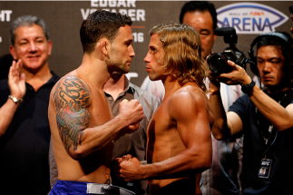 PASAY, METRO MANILA, PHILIPPINES - MAY 15: (L and R) Frankie Edgar and Urijah Faber face-off during the UFC weigh-in event at the Mall of Asia Arena on May 15, 2015 in Pasay, Metro Manila, Philippines. (Photo by Mitch Viquez/Zuffa LLC/Zuffa LLC via Getty