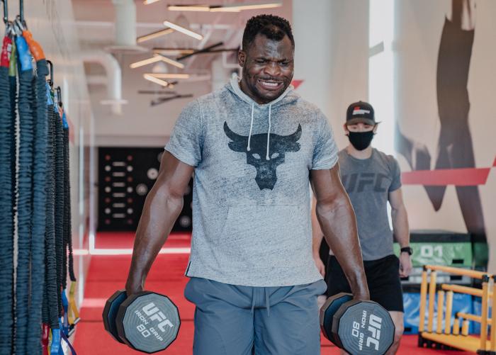 Francis Ngannou Works Out At The UFC Performance Institute on December 18, 2020.
