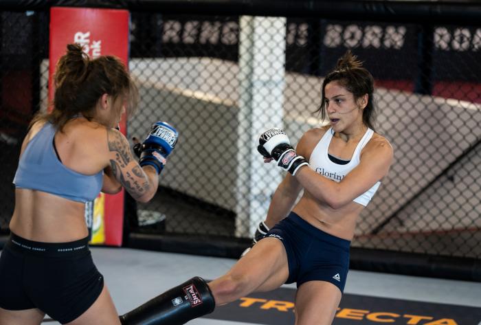 Glorinha de Paula treina no UFC Performance Institute para o UFC Vegas 21. (Foto: Juan Cardenas)