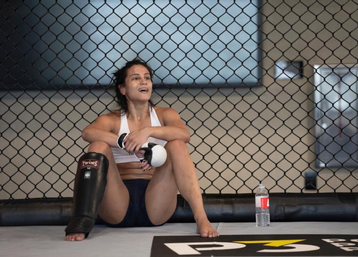 Glorinha de Paula treina no UFC Performance Institute para o UFC Vegas 21. (Foto: Juan Cardenas)