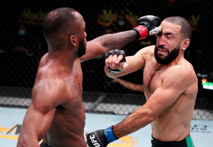 Leon Edwards cutuca acidentalmente olho de Belal Muhammad no UFC Vegas 21.