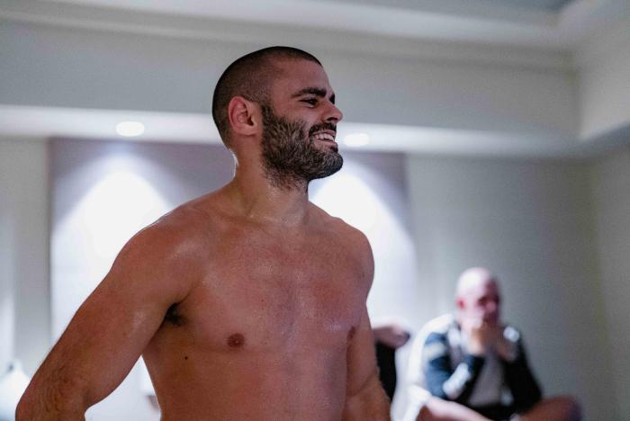 Andre Fialho trains at the host hotel in Singapore for UFC 275. (Photo by Zac Pacleb)