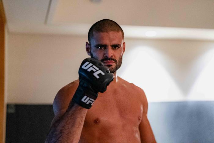 Andre Fialho trains at the host hotel in Singapore for UFC 275. (Photo by Zac Pacleb)