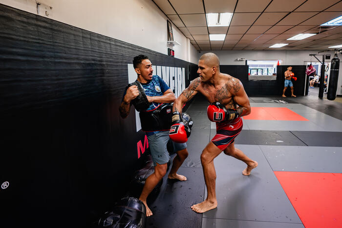 Alex Pereira trains at Teixeira MMA in Danbury, Connecticut, on October 13, 2023. (Photo by Zac Pacleb/Zuffa LLC)