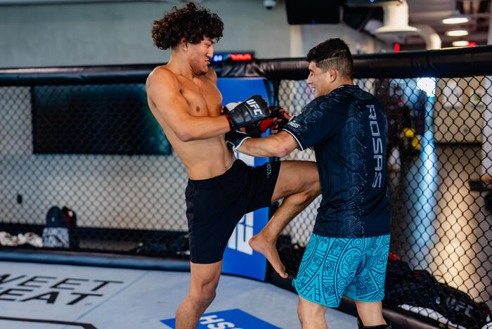 Raul Rosas Jr. training in Las Vegas, Nevada during UFC 306 fight week. (Photo by Zac Pacleb/Zuffa LLC)