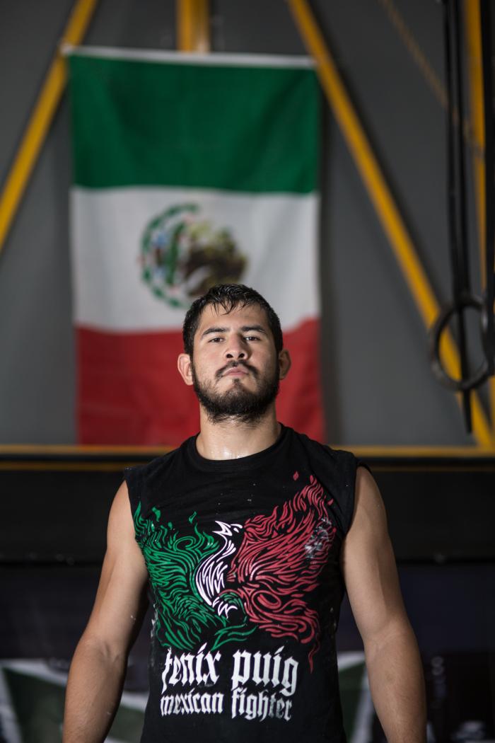 Además de ser peleador de MMA Juan es chef graduado y estudió derecho, el Octágono sin embargo es su principal actividad.
