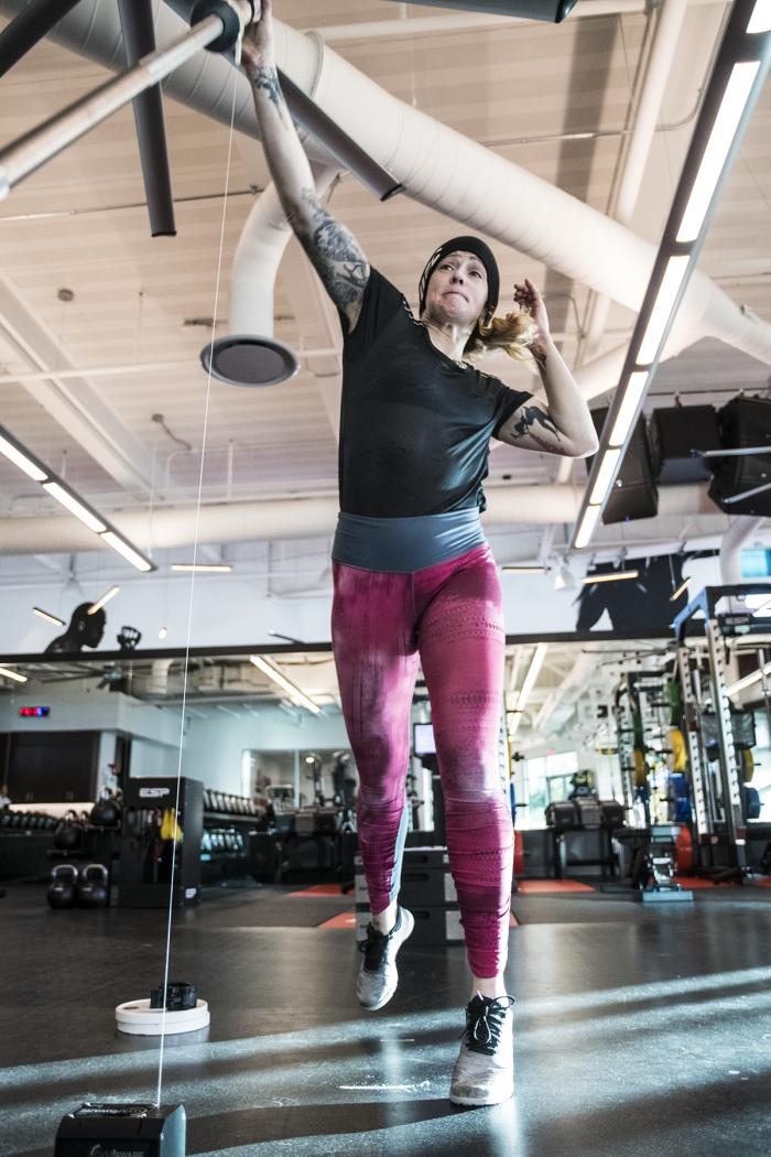 Joanne Calderwood entrenando en el UFC Performance Institute para UFC Brooklyn
