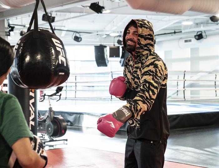 06 - Mike Perry training - UFC Fight Week June 27