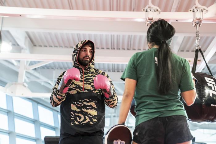 11 - Mike Perry training - UFC Fight Week June 27