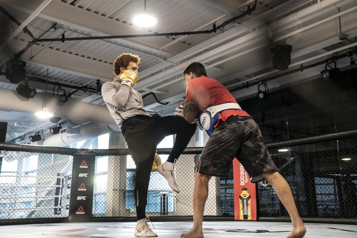 19 - Luis Pena UFC Performance Institute - UFC Fight Night June 27