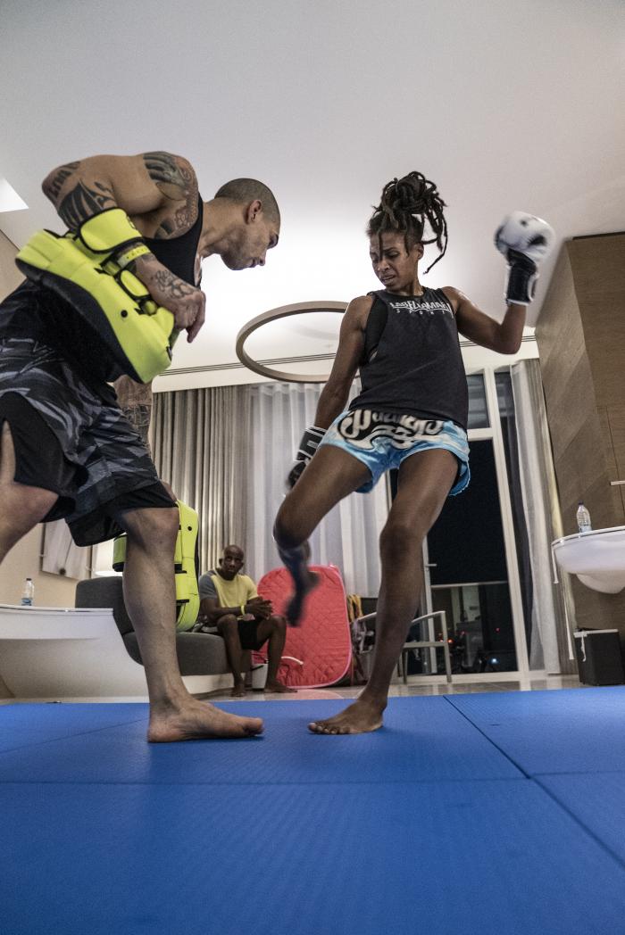04 Luana Carolina training - UFC Fight Island 2