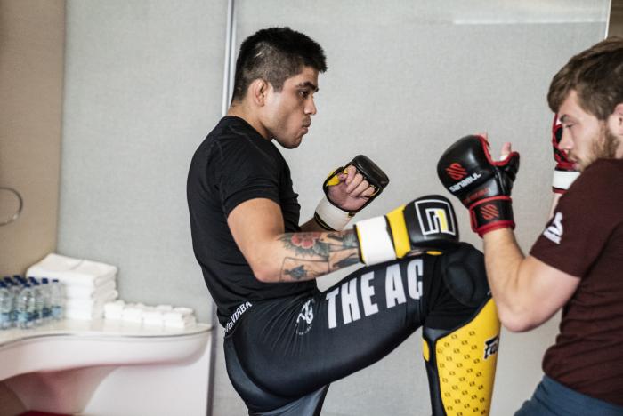 09 - John Castaneda training during UFC Fight Island 3