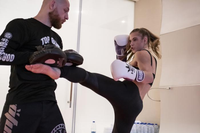 Miranda Maverick training during UFC 254 fight week