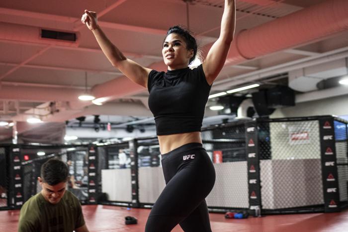Rachael Ostovich training during UFC Vegas 15 fight week