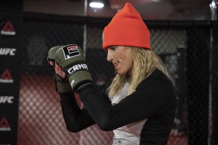 Ashley Yoder training at the UFC Performance Institute - UFC Vegas 14