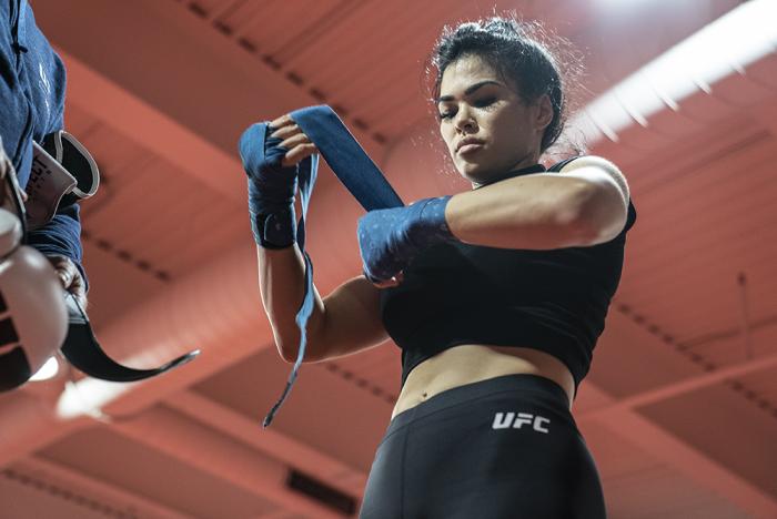 Rachael Ostovich training during UFC Vegas 15 fight week