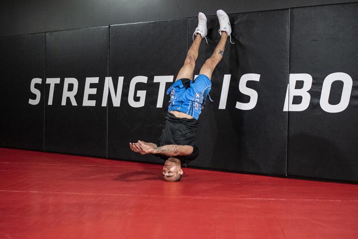 Tony Ferguson at the UFC Performance Institute during UFC 256 fight week