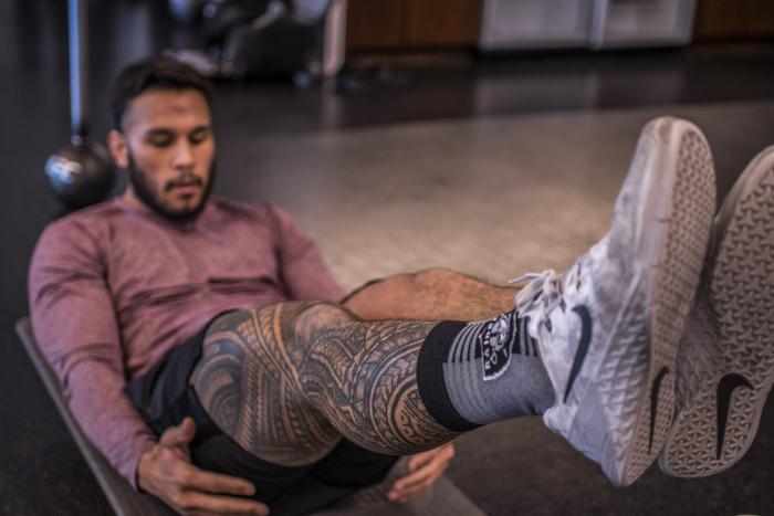 Maki Pitolo and Brad Tavares training at the UFC PI