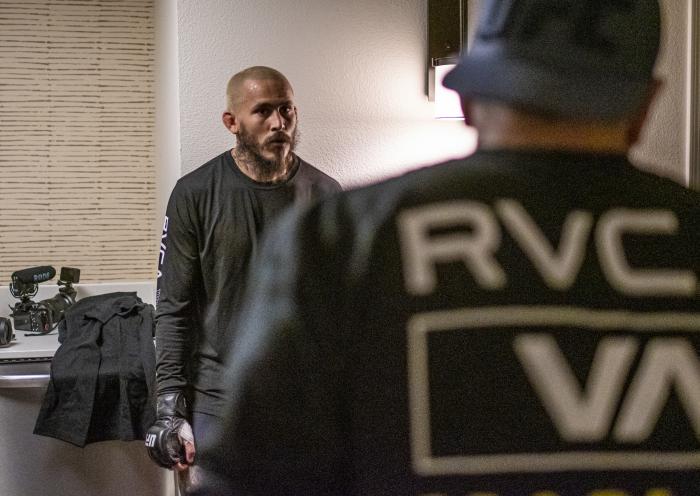 Marlon "Chito" Vera training during UFC Vegas 17