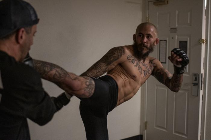 Marlon "Chito" Vera training during UFC Vegas 17
