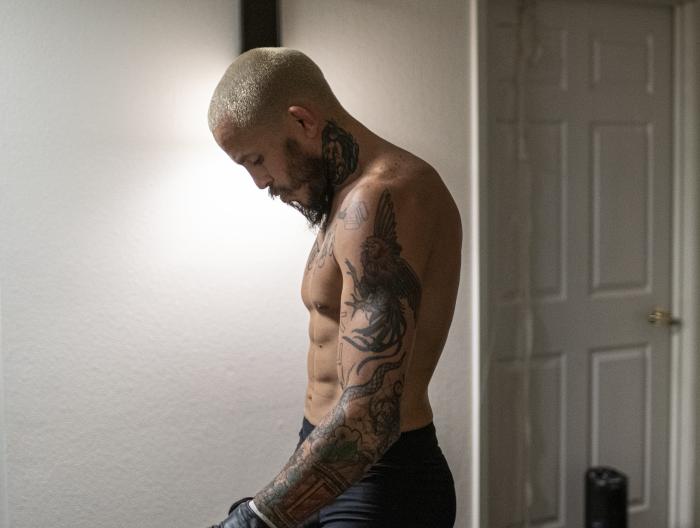 Marlon "Chito" Vera training during UFC Vegas 17